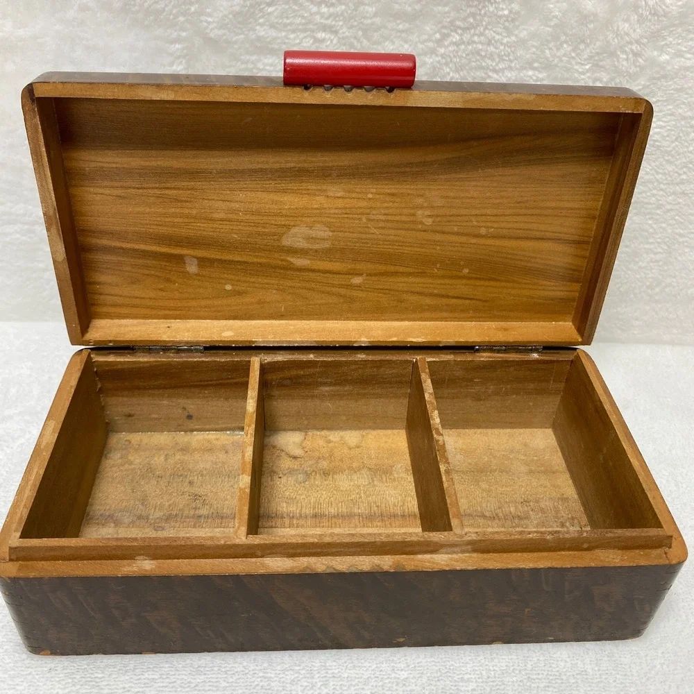 Vintage Bakelite Red Handle Wood Grain Jewelry Trinket Box Art‎ Deco Storage
